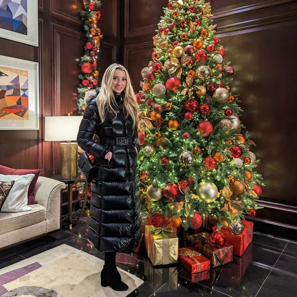 Meet your Posher, Laura - Picture 6 of 14